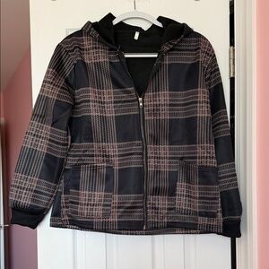 NEW Plaid Zip-Up Hooded Jacket in Black and Beige